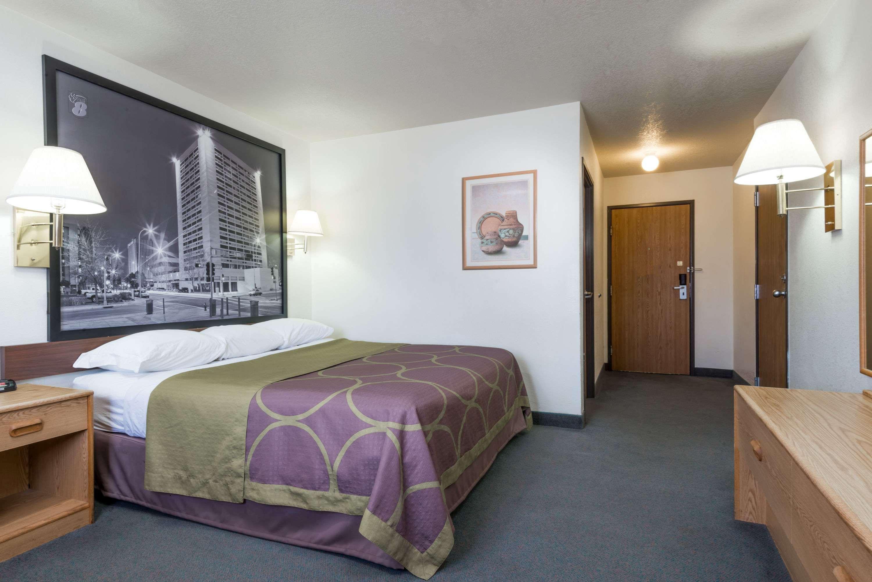 Super 8 By Wyndham Bernalillo Hotel Kültér fotó