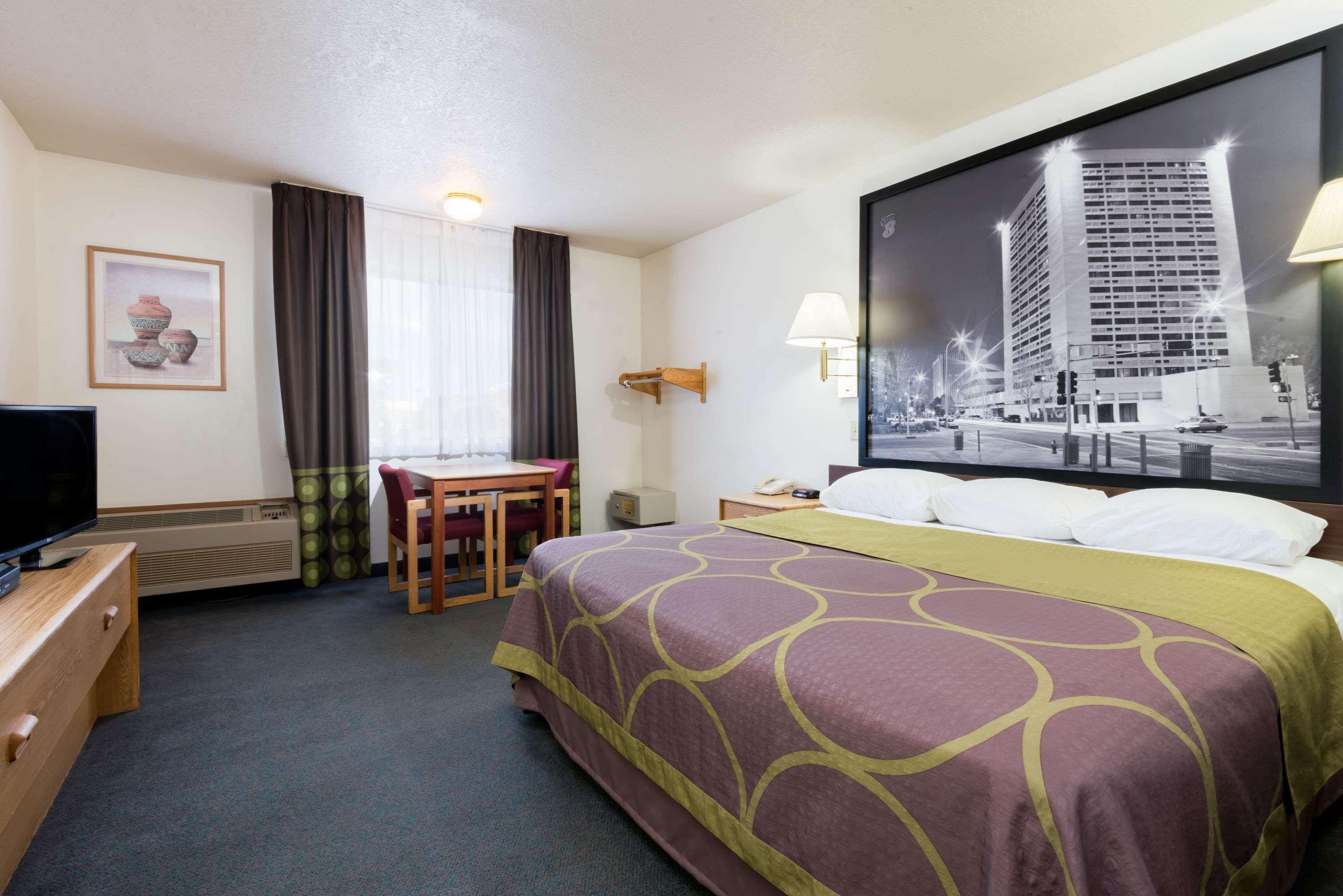 Super 8 By Wyndham Bernalillo Hotel Kültér fotó