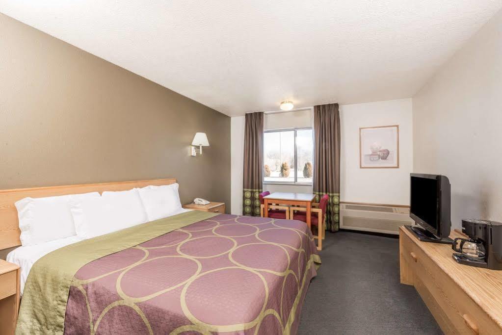 Super 8 By Wyndham Bernalillo Hotel Kültér fotó