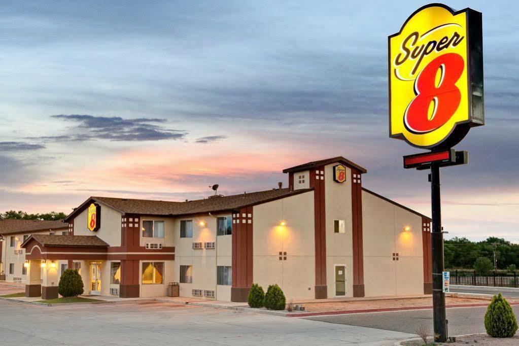 Super 8 By Wyndham Bernalillo Hotel Kültér fotó